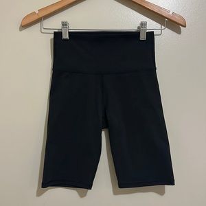 Aritzia BABATON Biker Shorts Black (XS)